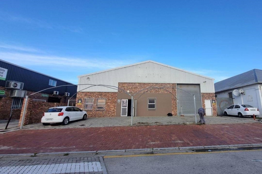 Commercial Property for Sale in North End Eastern Cape